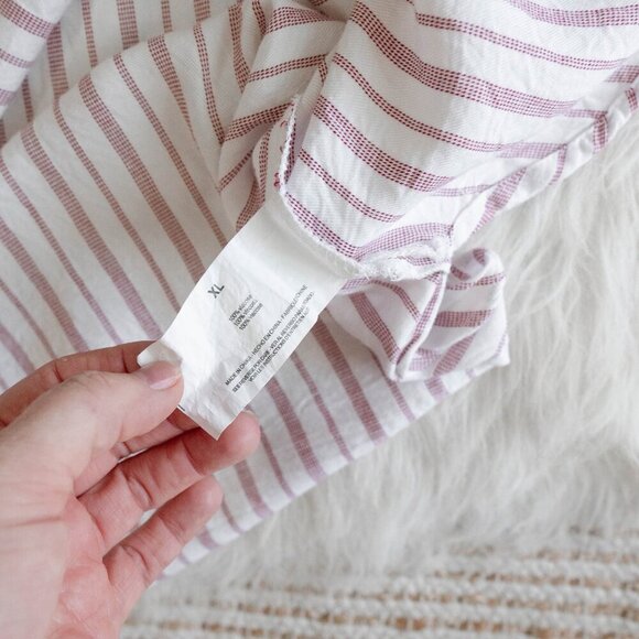 NINE WEST TOP SZ XL RED WHITE TICKING STRIPE 100% VISCOSE VNECK CAP SLEEVE - Picture 6 of 6